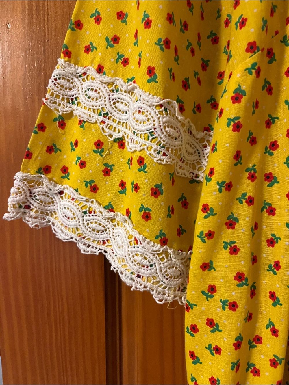 Vintage 60s Hawaiian Floral Maxi Dress with Lace Trim - Andrade made in Hawaii - Picture 2 of 4